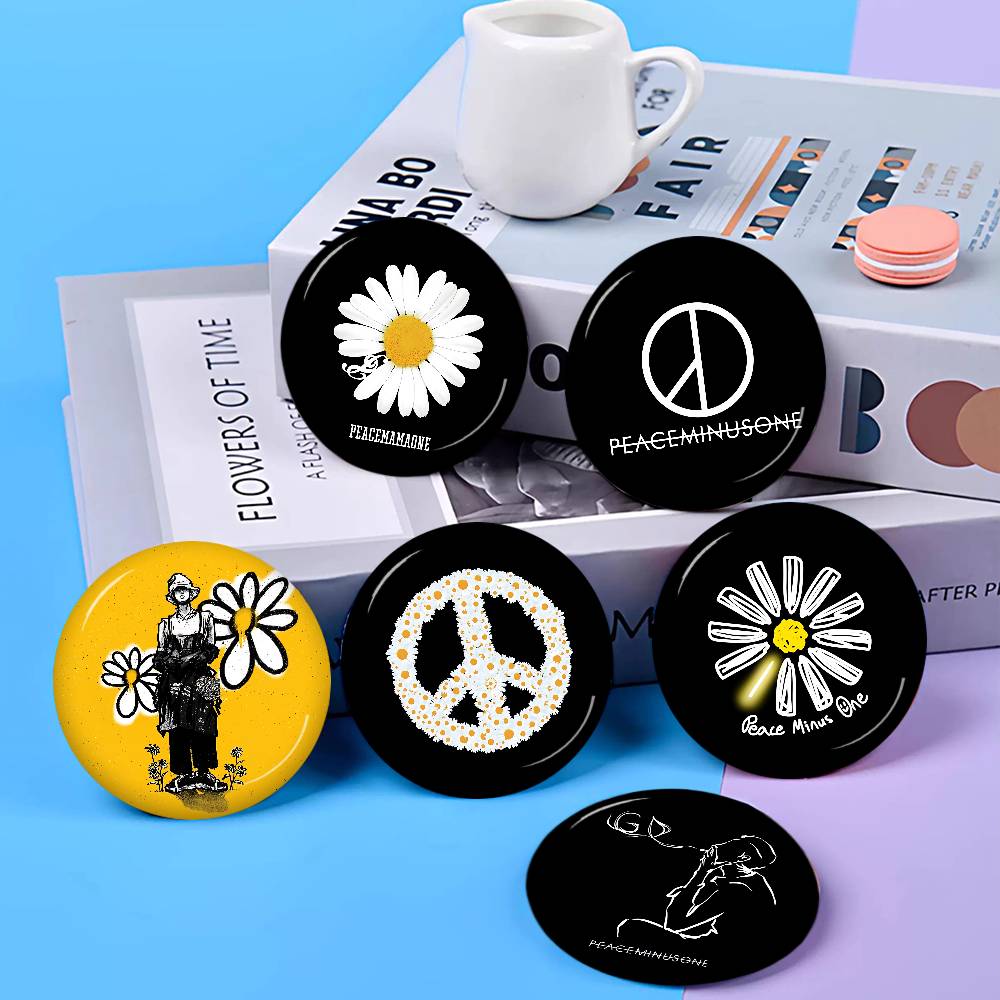 Peat Pellet Tray - P-P-Peaceminusones LOGO 58mm Hayvanlar Komik Broşlar